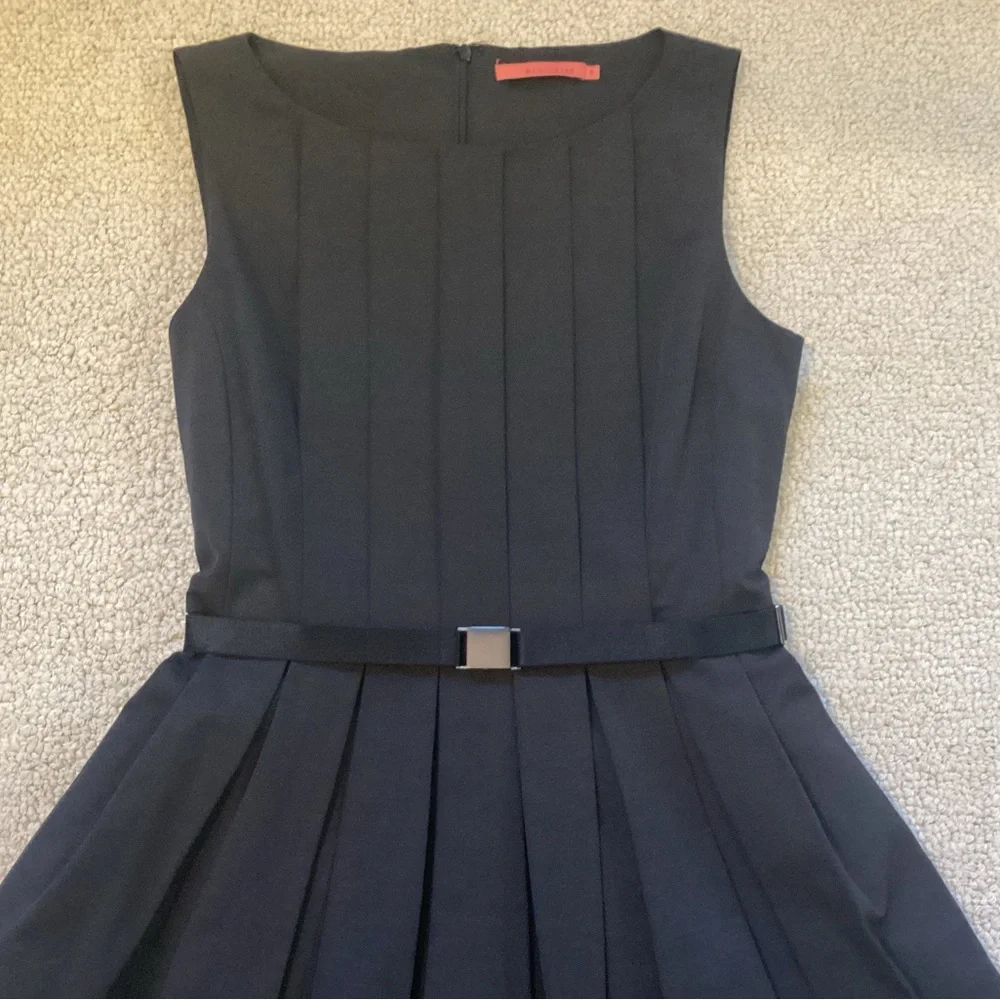 Sinclaire 10 Dress - Picture 3 of 7